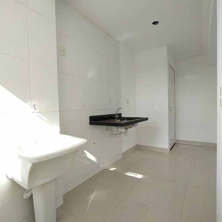 Apartamento à venda com 2 quartos, 55m² - Foto 20