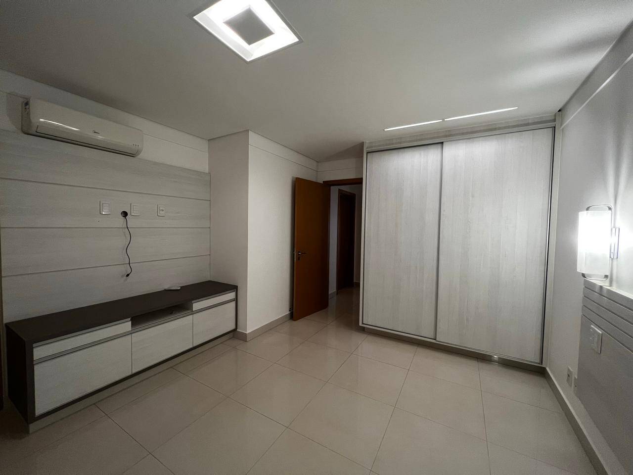 Apartamento à venda com 3 quartos, 305m² - Foto 14