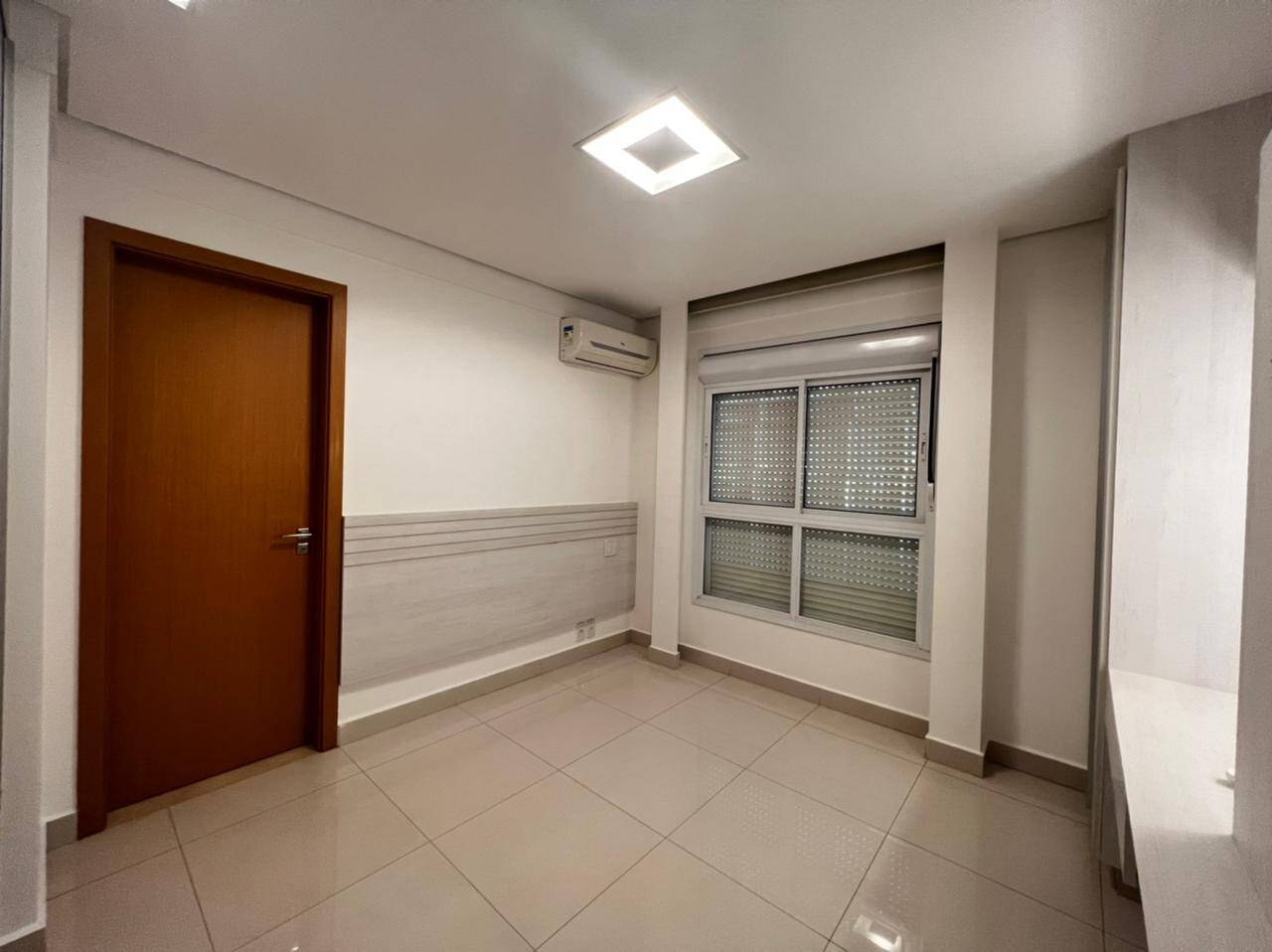 Apartamento à venda com 3 quartos, 305m² - Foto 17