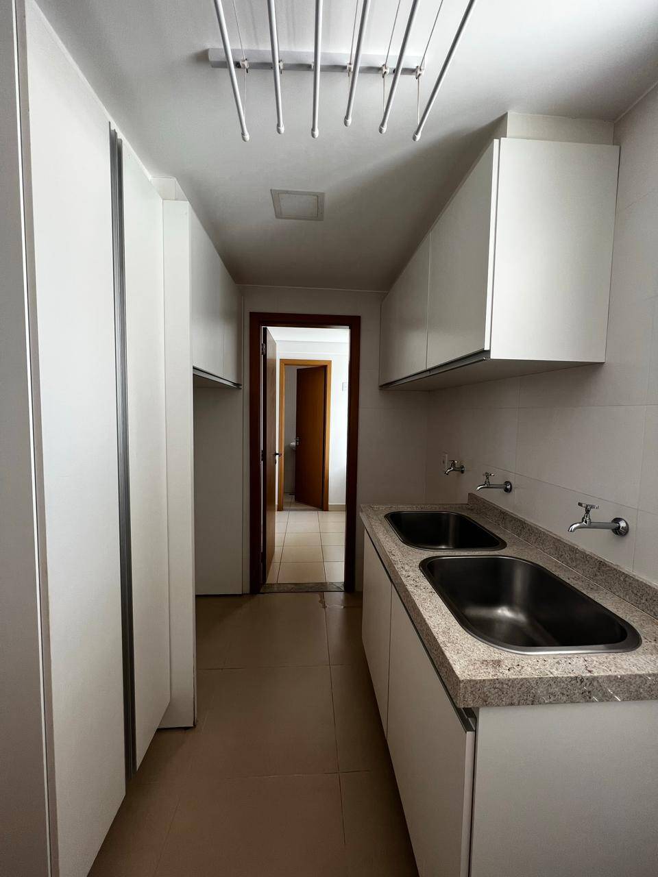 Apartamento à venda com 3 quartos, 305m² - Foto 35