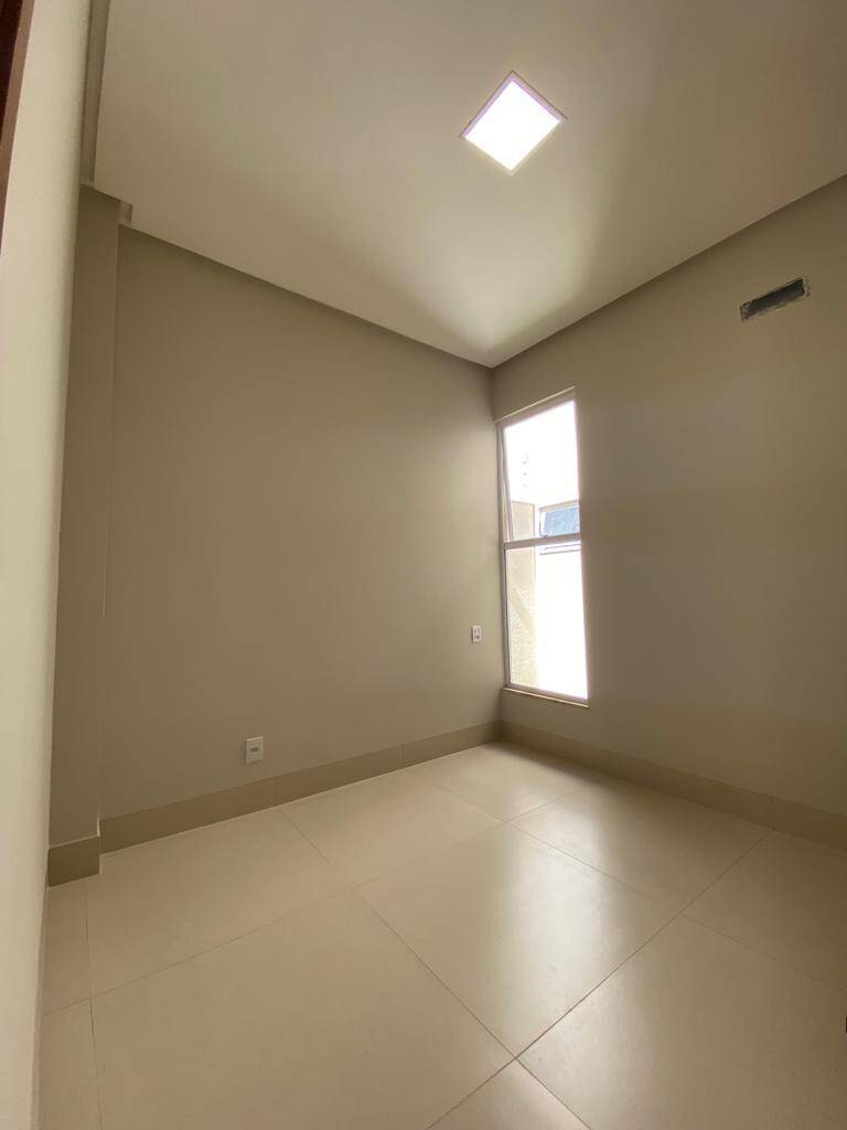 Casa à venda com 3 quartos, 144m² - Foto 9