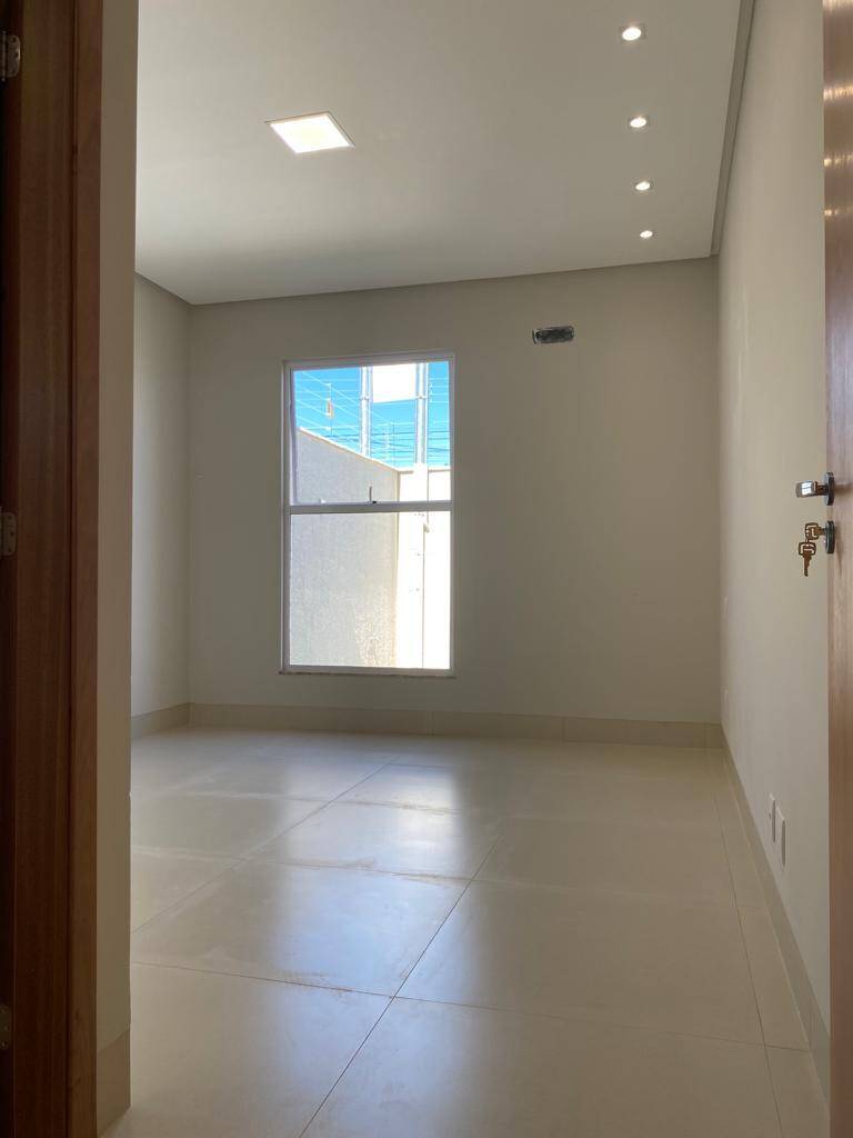 Casa à venda com 3 quartos, 144m² - Foto 13