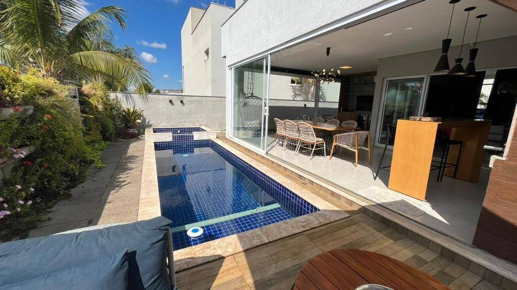 Casa à venda com 3 quartos, 255m² - Foto 18