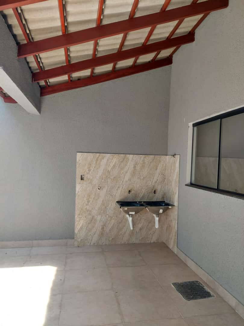 Casa à venda com 2 quartos, 100m² - Foto 11