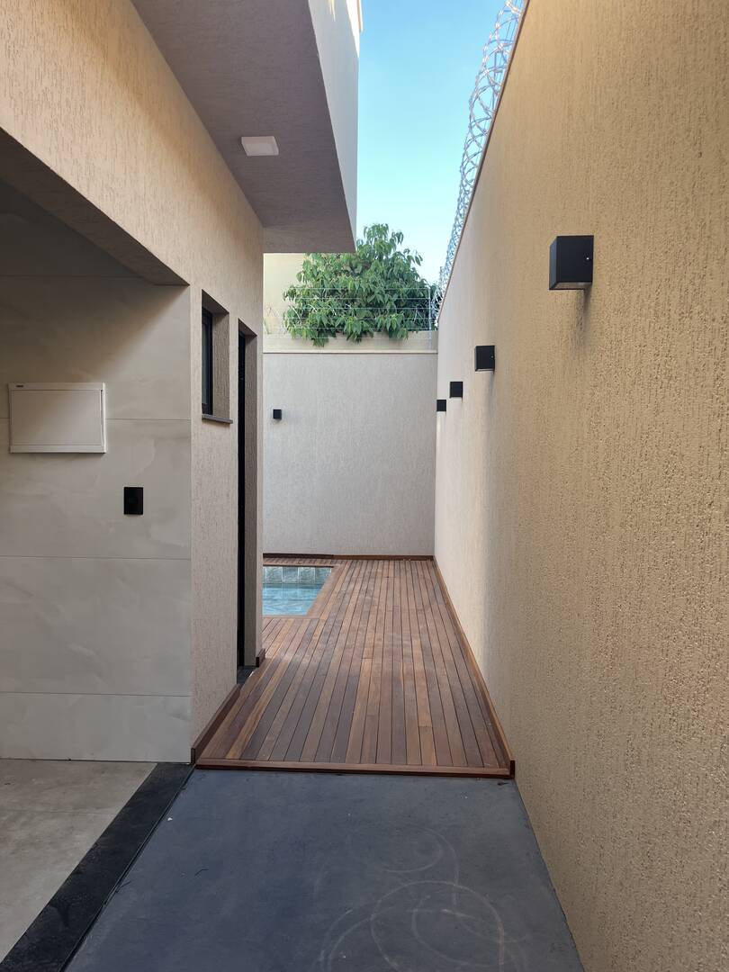 Casa à venda com 3 quartos, 200m² - Foto 30