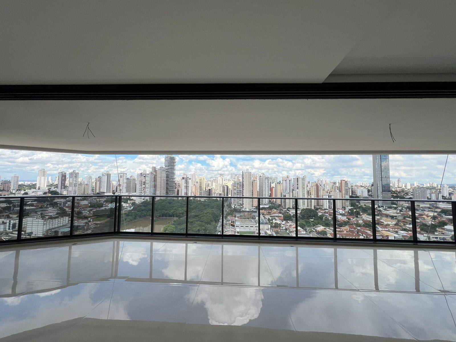 Apartamento à venda com 4 quartos, 261m² - Foto 13