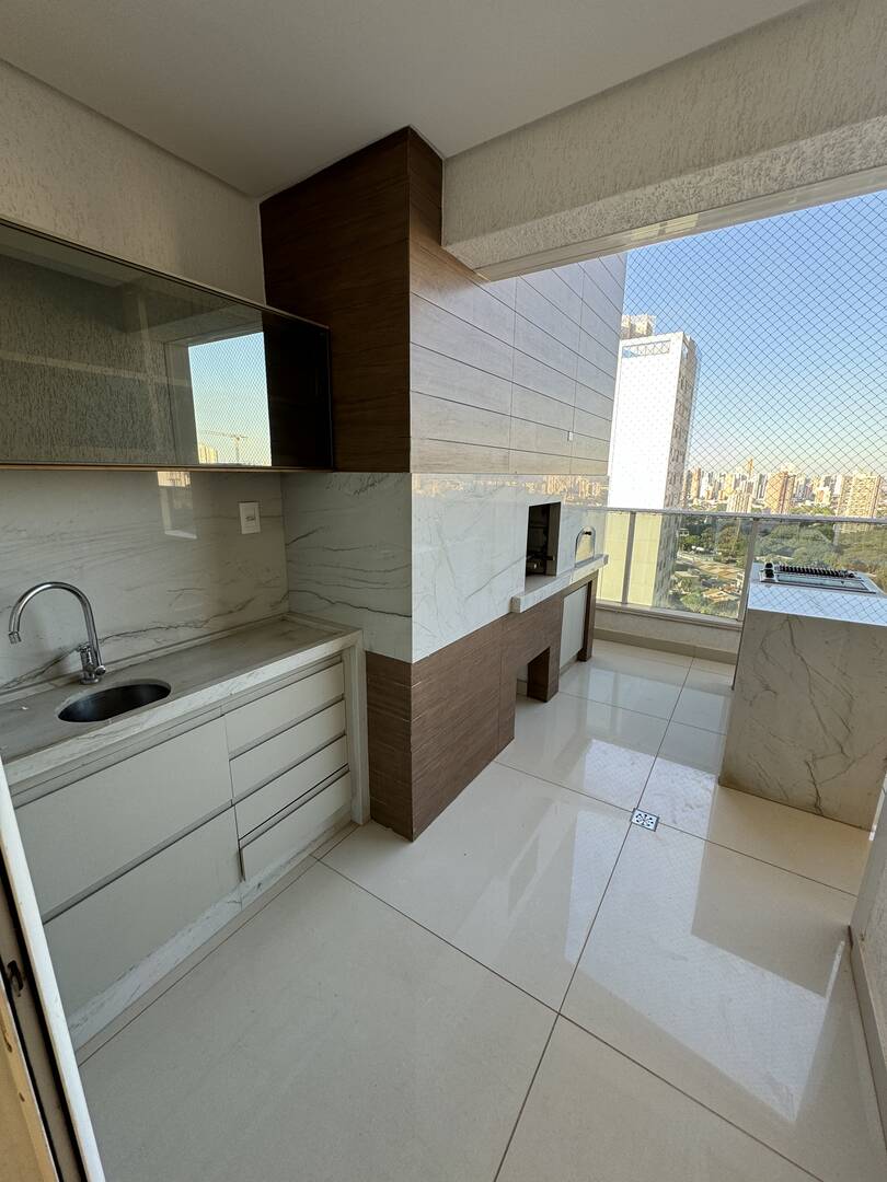 Apartamento à venda com 3 quartos, 157m² - Foto 8