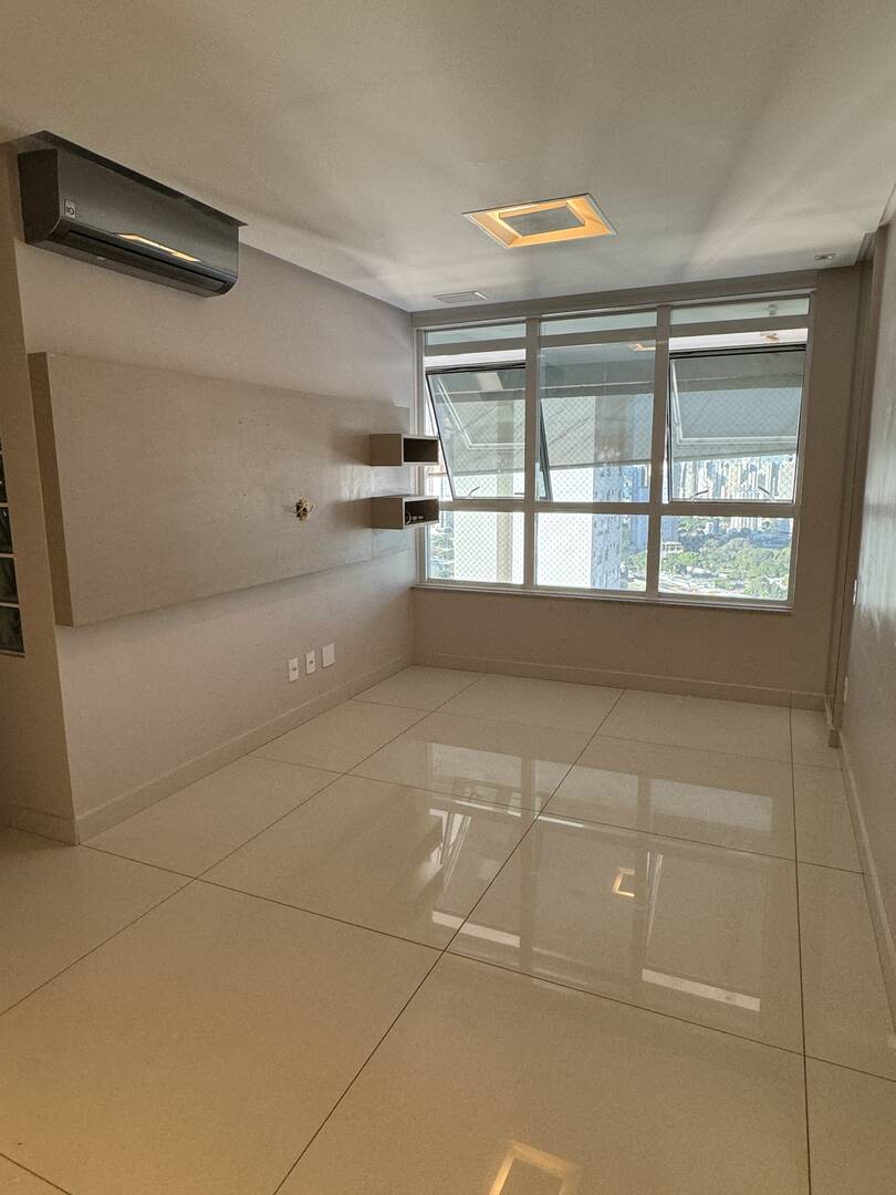 Apartamento à venda com 3 quartos, 157m² - Foto 25