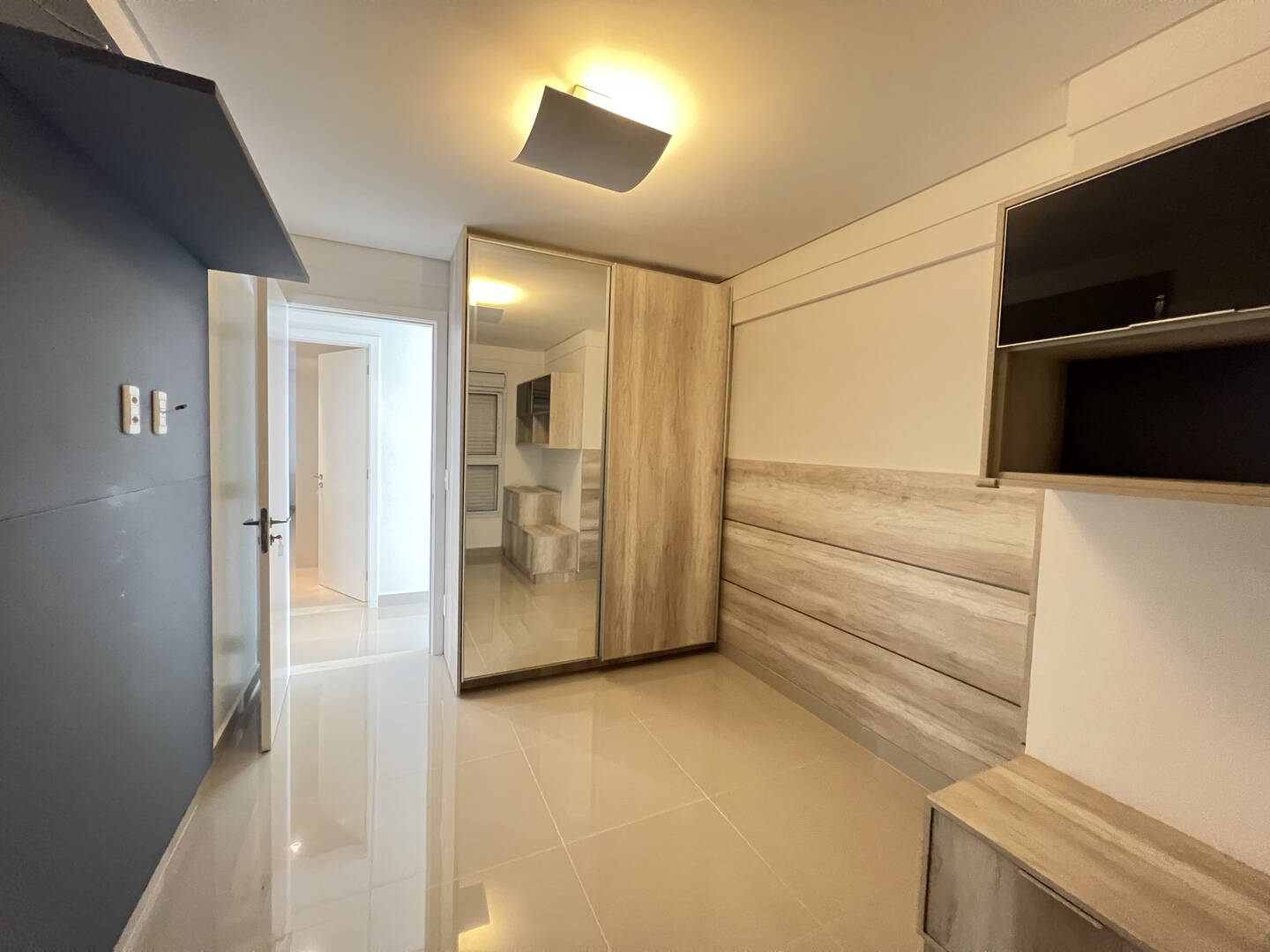 Apartamento à venda com 3 quartos, 207m² - Foto 13