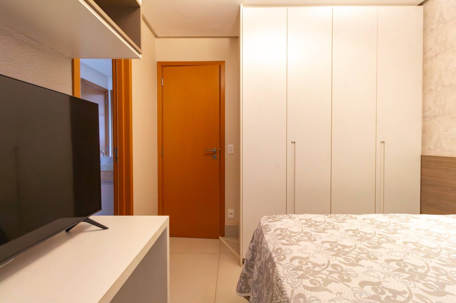 Apartamento à venda com 4 quartos, 165m² - Foto 7