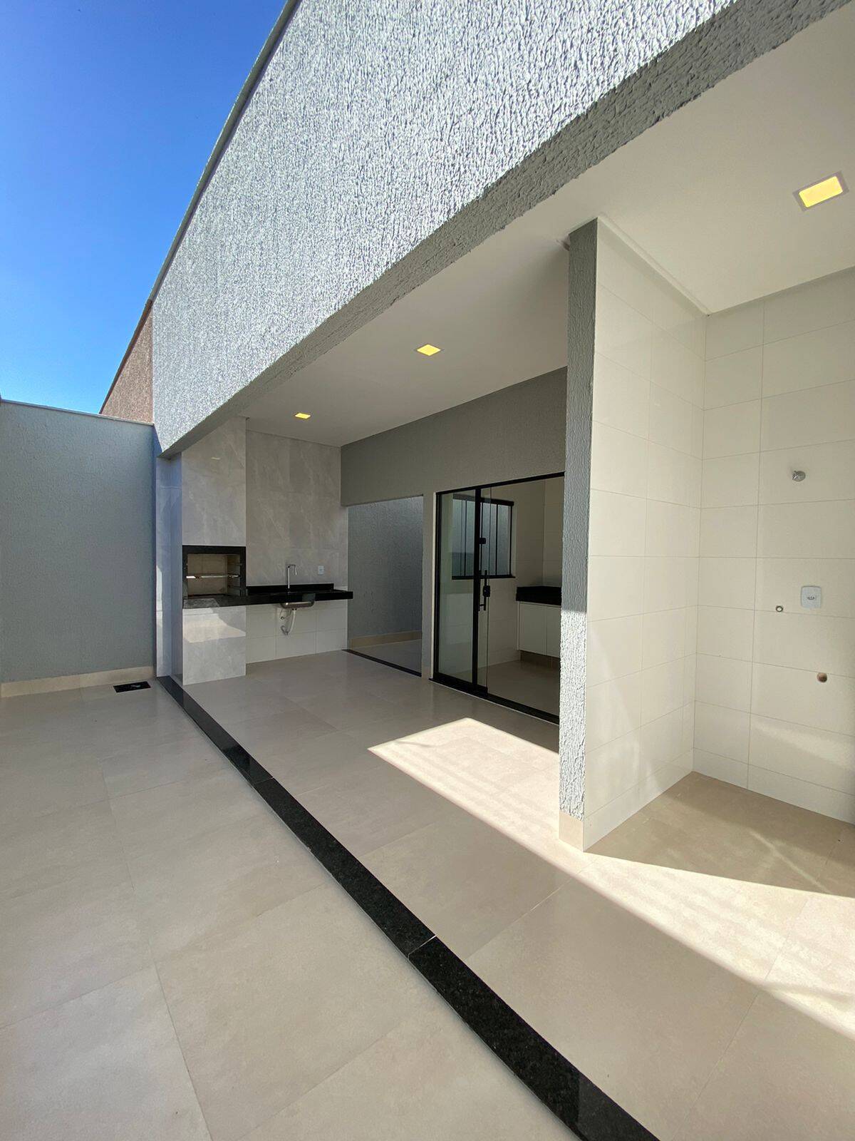 Casa à venda com 3 quartos, 114m² - Foto 6