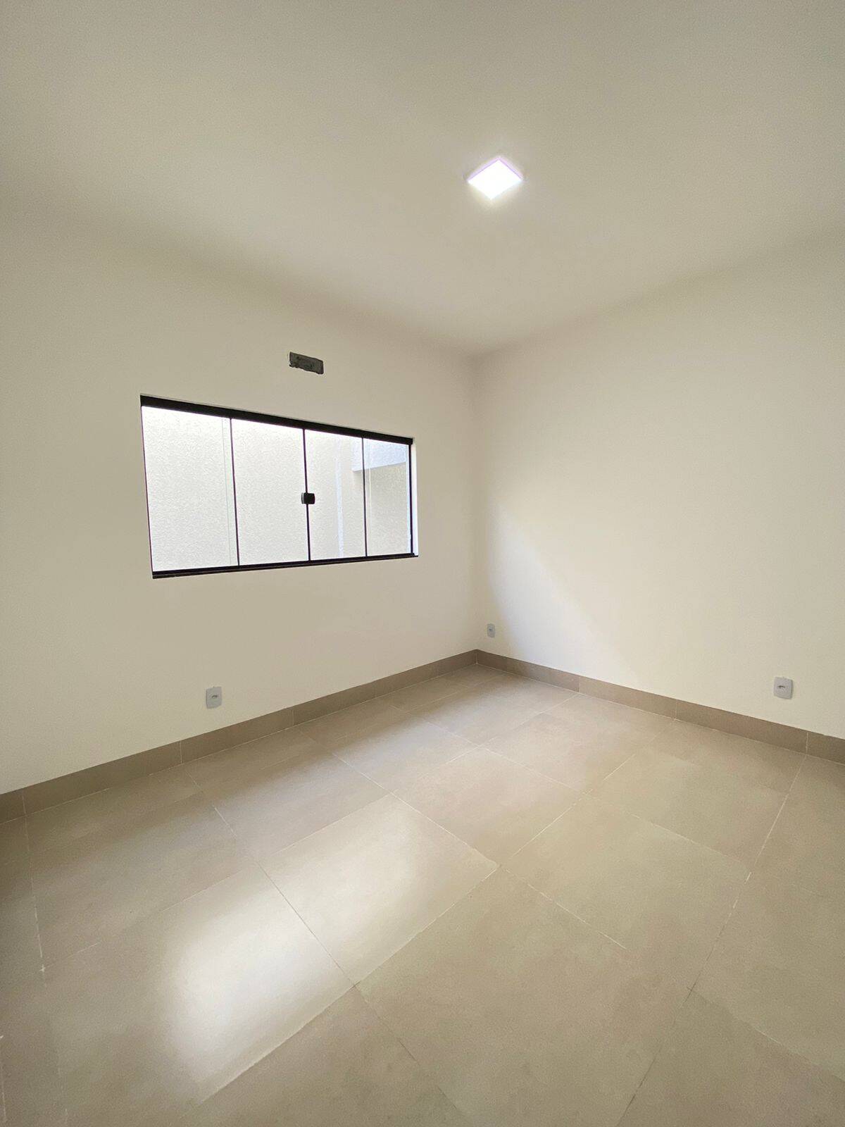 Casa à venda com 3 quartos, 114m² - Foto 12