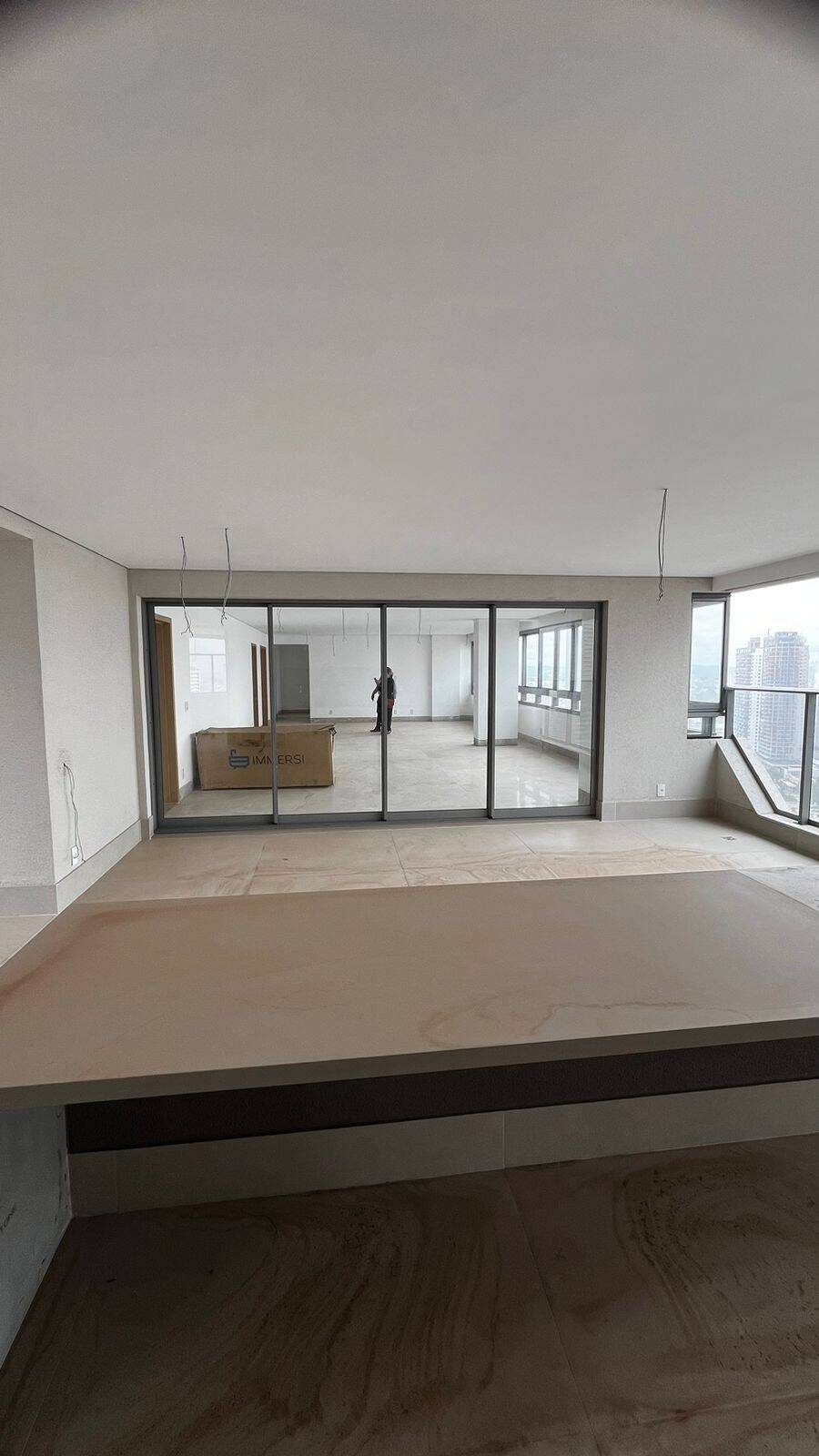 Apartamento à venda com 4 quartos, 353m² - Foto 15